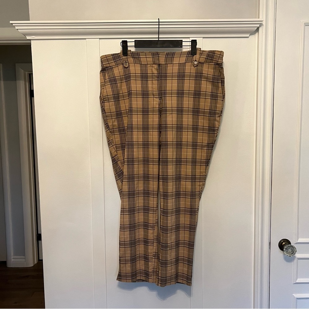 Cleo Beige & Black Plaid Dress Pants | Size 16 | Missing Button | GUC ๐โจ - Picture 2 of 8